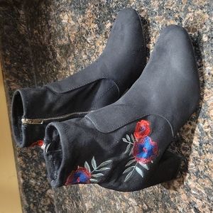 Rampage RAM-ITSIE Women's sz 8 Ankle Boots